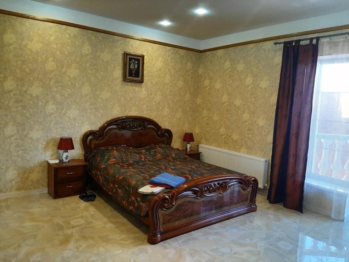 Аппартаменты С Балконом Apartment Odessa Ngoại thất bức ảnh